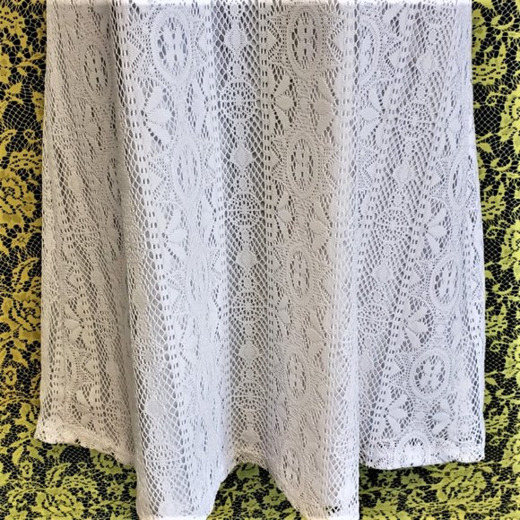 Keyhole Vintage Inspired High Neck Lace Swing Dress - Picture 5 of 5